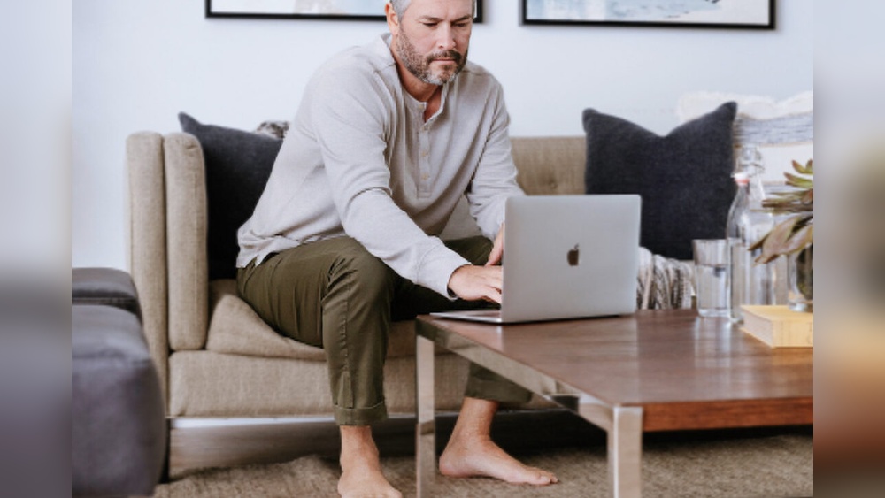 How Much Does It Cost to Rent Living Room Furniture