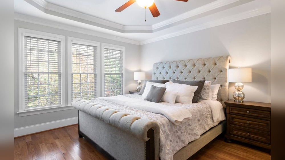 What Color Bedroom Furniture With Gray Walls
