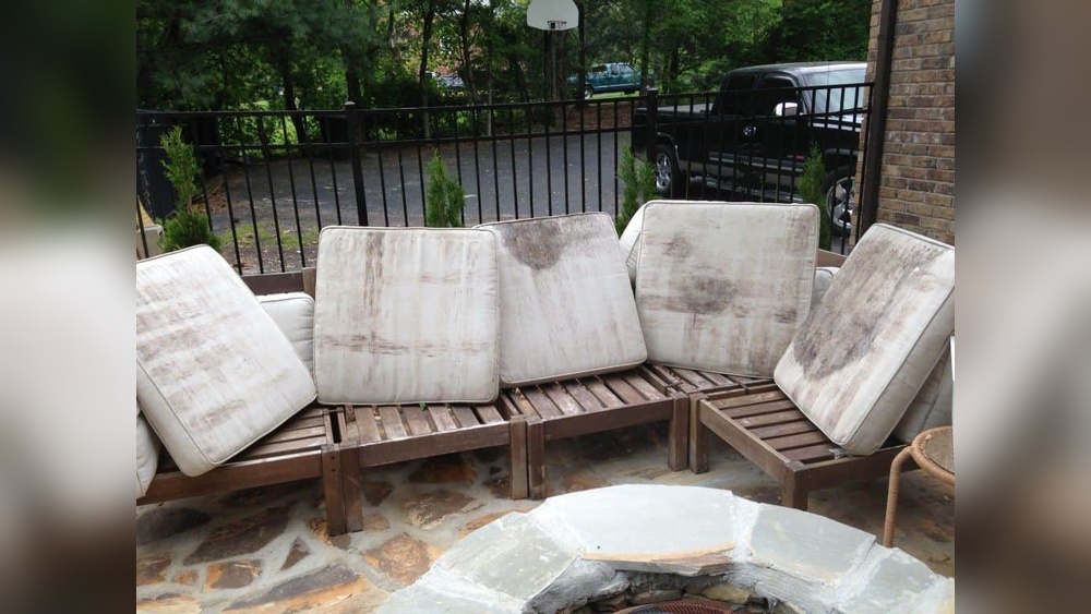 Does Outdoor Furniture Get Moldy