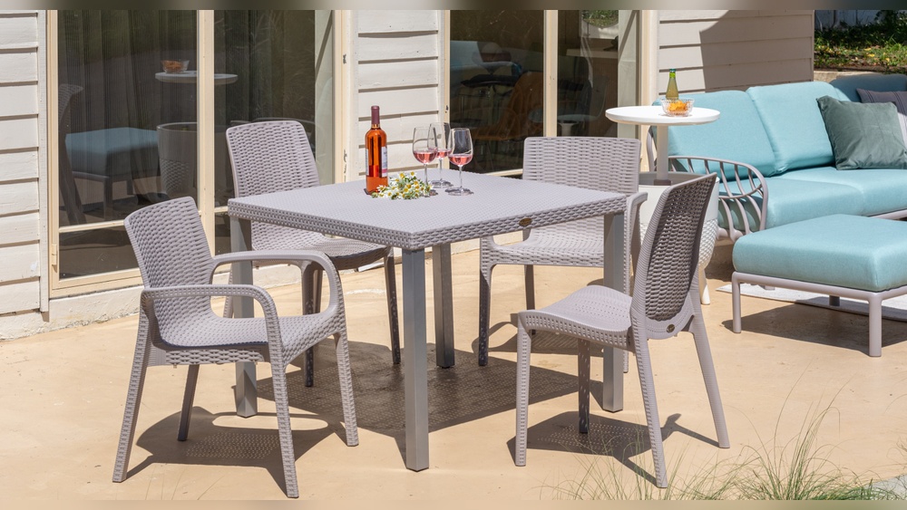 How Durable is Outdoor Plastic Furniture