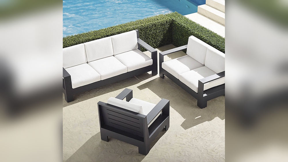 How to Clean Black Aluminum Outdoor Furniture