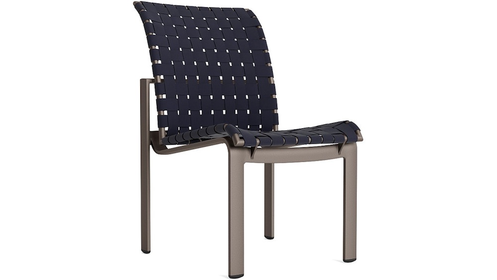 How to Clean Brown Jordan Outdoor Furniture