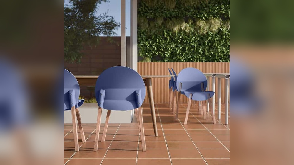 How to Clean Oak Outdoor Furniture