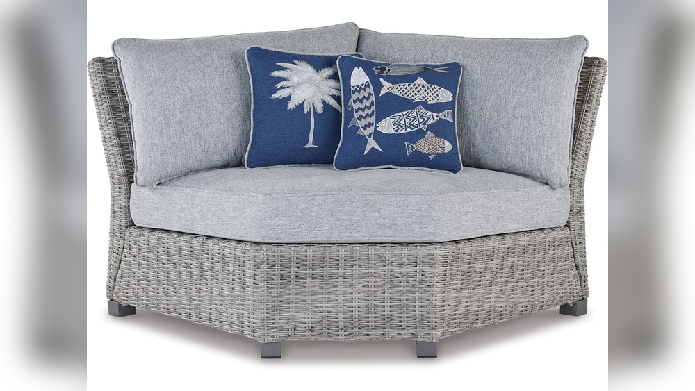 How to Clean Polyester Outdoor Furniture