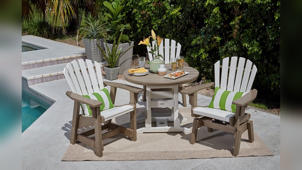 How to Clean Recycled Plastic Wood Outdoor Furniture