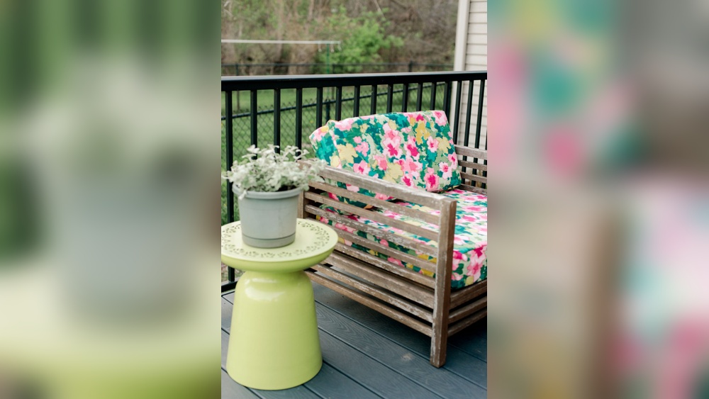 How to Make Re-Cover Cushions for Outdoor Furniture