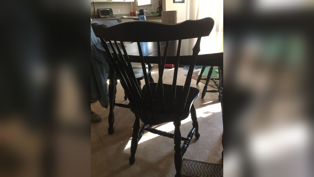 How to Paint a Indoor Furniture for Outdoor Use