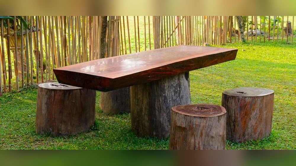 How to Preserve Outdoor Log Furniture