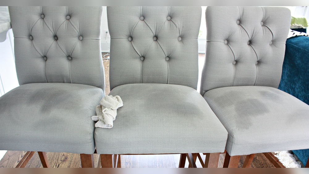 How to Remove Hardwater Deposits from Outdoor Furniture
