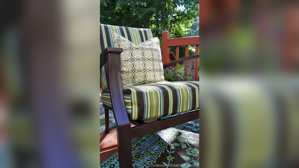 How to Sew Box Cushions for Outdoor Furniture