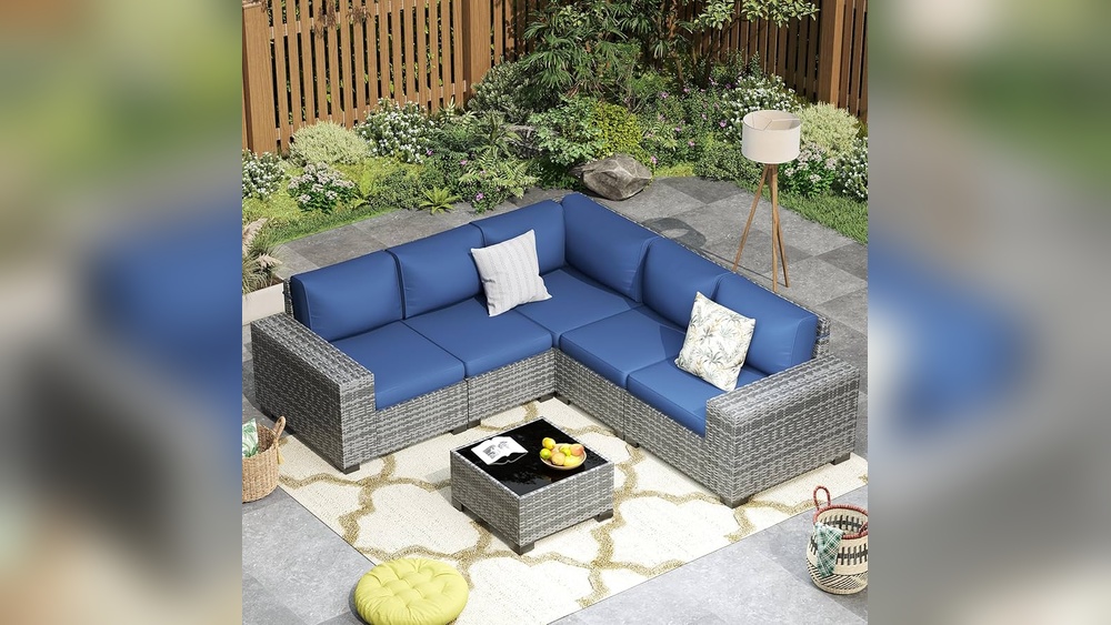 How Wide is an Outdoor Patio Furniture Couch