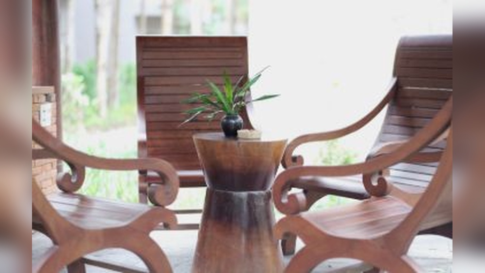 Is Mahogany a Good Wood for Outdoor Furniture
