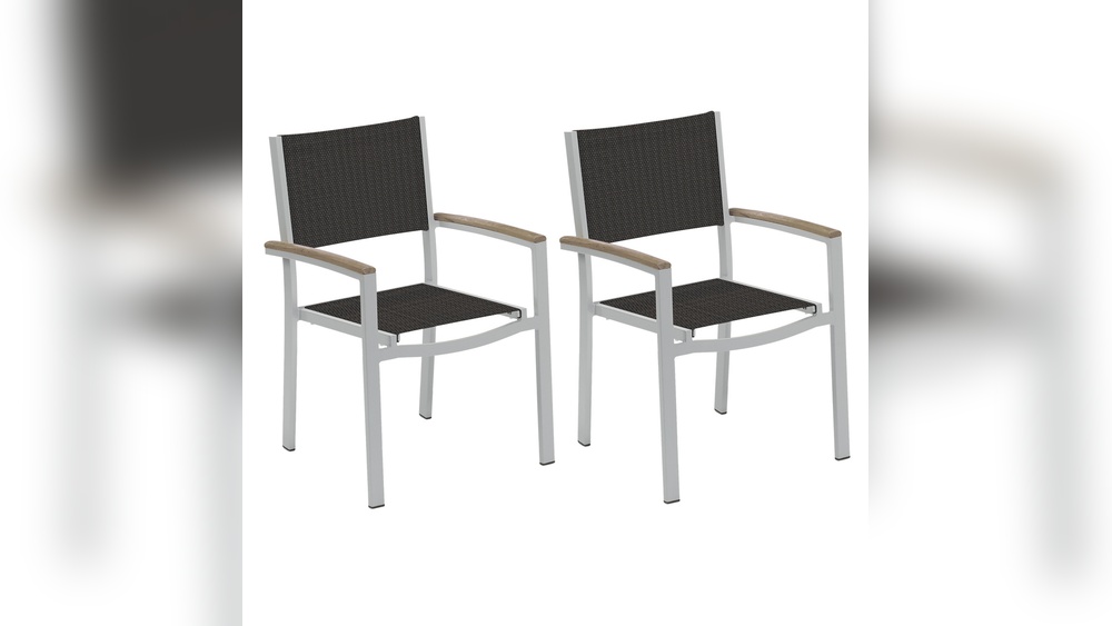 What are Some Good Options for Sling Outdoor Furniture