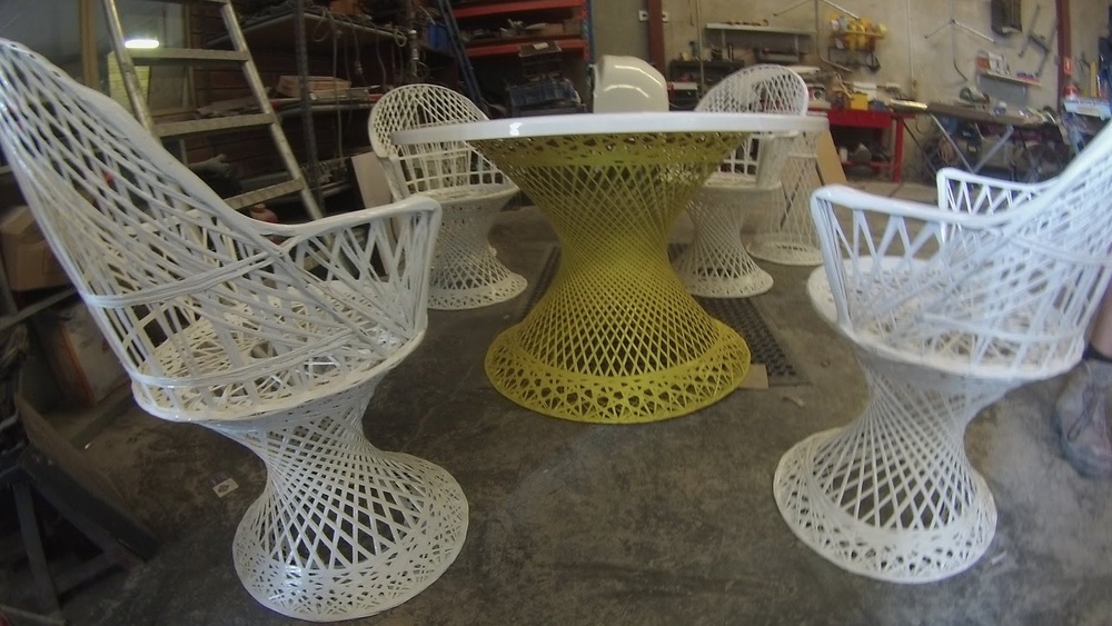 What Can I Use to Restore Fiberglass Outdoor Dining Furniture