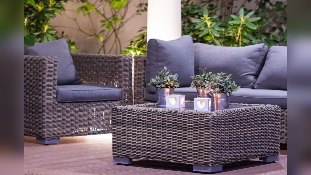 What Color Cushions for Outdoor Furniture