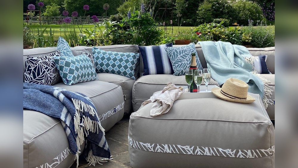 What Material for Outdoor Furniture in a Sunny Area