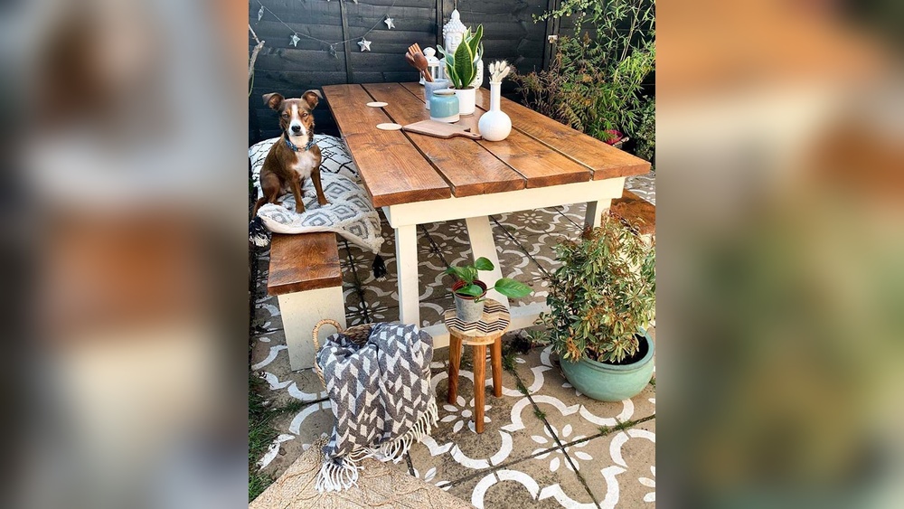 What to Put on Outdoor Wood Furniture
