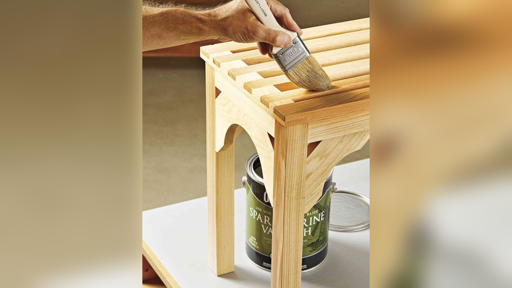 What Type of Finish to Use on Outdoor Furniture