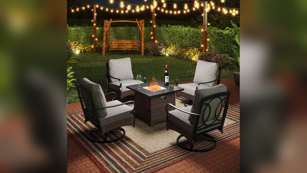Who Makes Lowes Outdoor Furniture