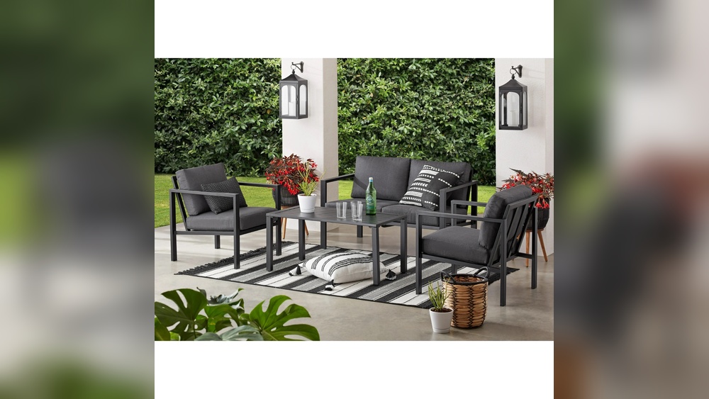 Who Makes Mainstays Outdoor Furniture