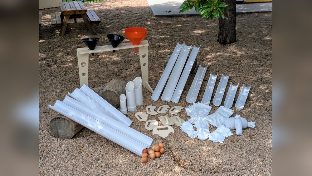 Who Makes Outdoor Basic Furniture