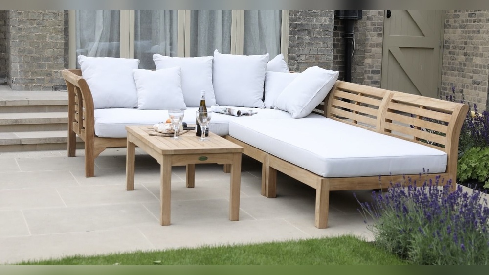 Why is Teak Suitable for Outdoor Furniture