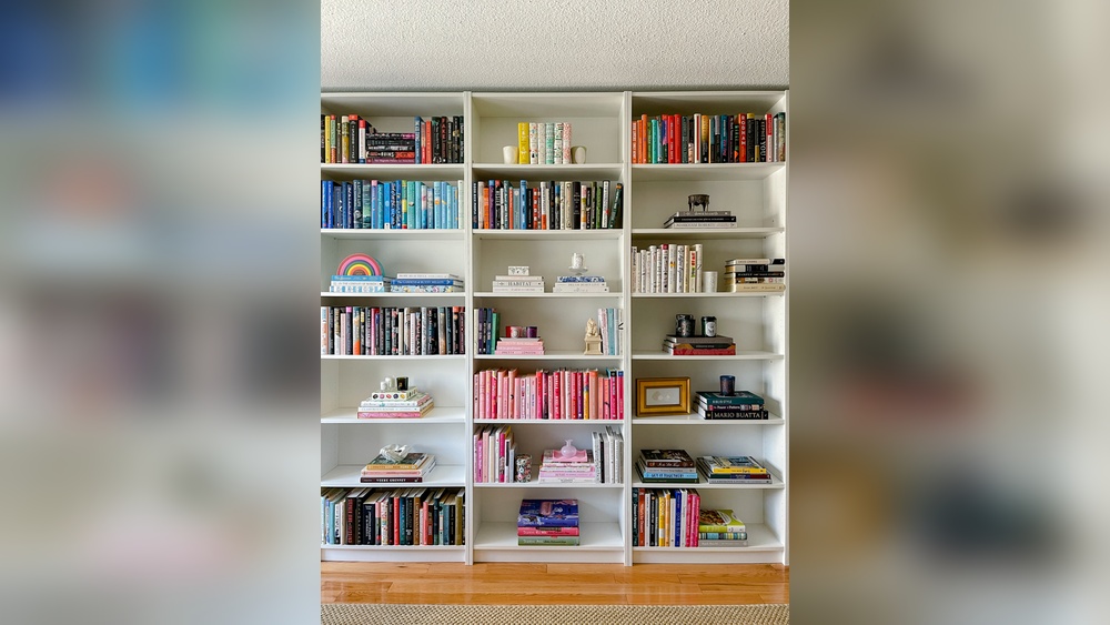 How Many Books Fit on a Billy Bookshelf