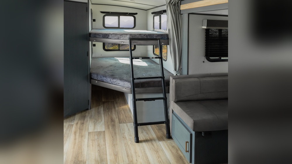 How Much Weight Can a Trailer Bunk Bed Hold