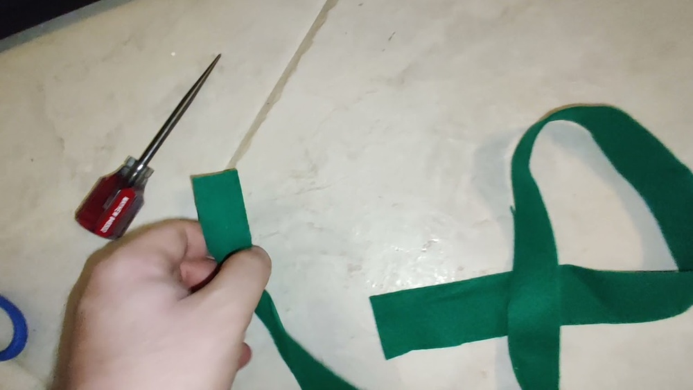 How to Fix a Squeaky Metal Bunk Bed