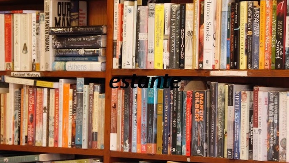How to Say Bookshelf in Spanish