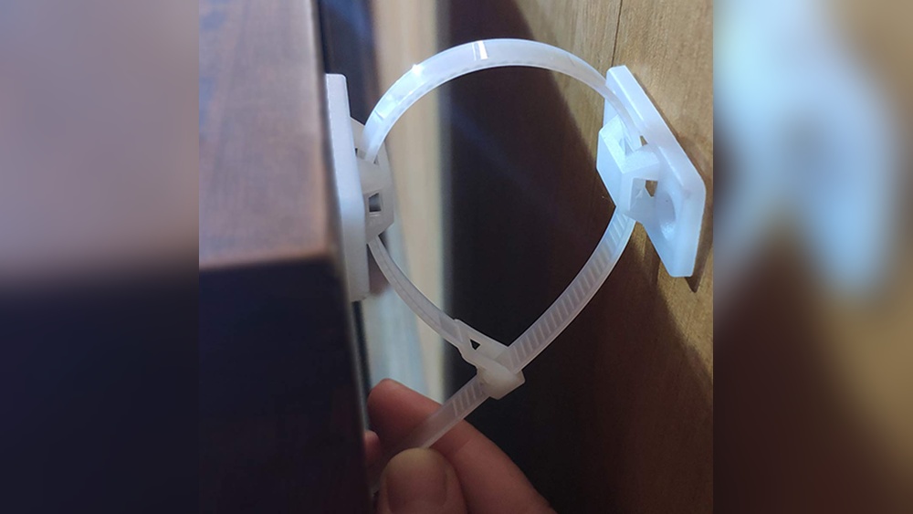 How to Secure Bookshelf