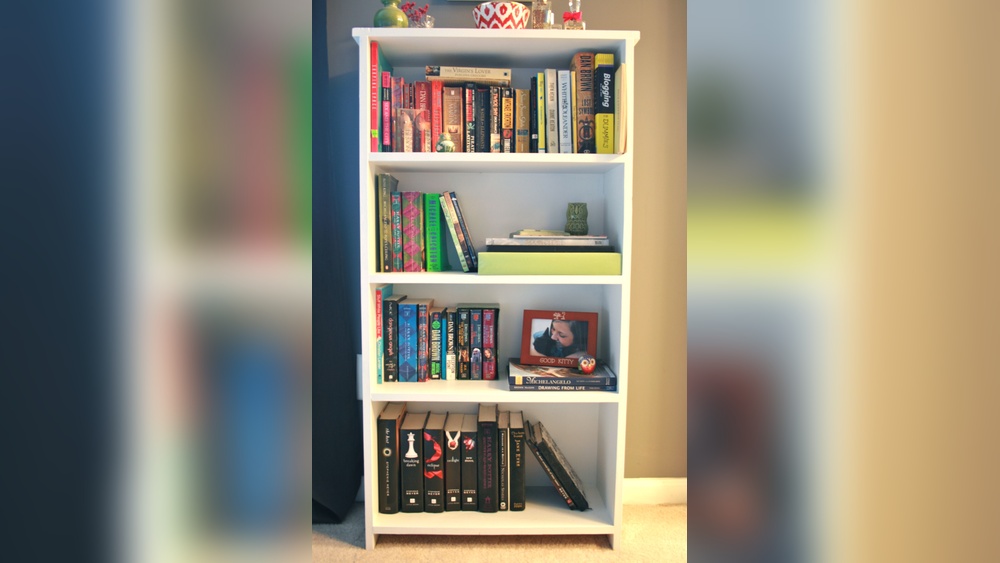 How to Set Up a Bookshelf