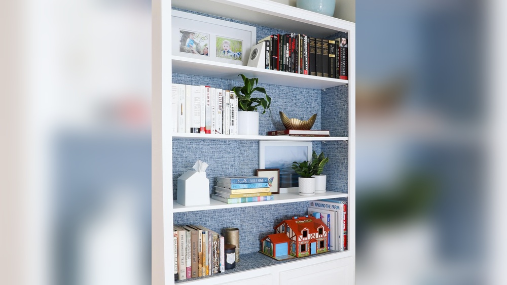 How to Wallpaper a Bookshelf