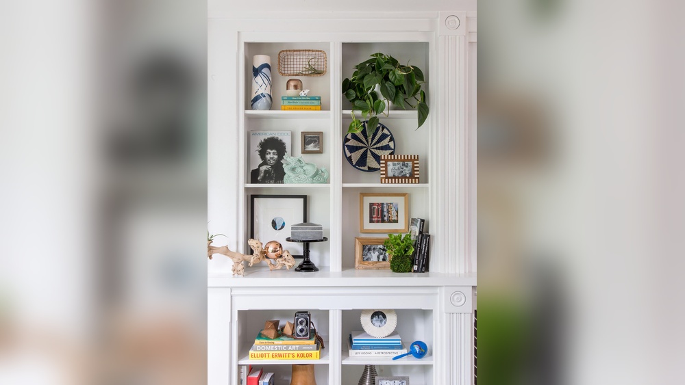 What to Put on a Small Bookshelf